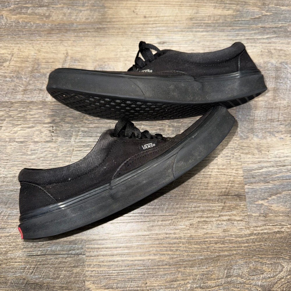 Vans Era Black Black Canvas Sneakers Mens 8 Womens 9.5 Triple Black Low Top Shoe - Picture 8 of 9